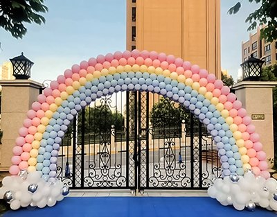 幼儿园开学庆典马卡龙色系彩虹气球拱门